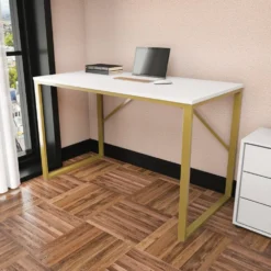 Skånska Möbelhuset Layton Skrivbord 120 X 60 Cm - Guld/vit -Stolar affär 076ae6eb850ce0bcae06da372c789d1aa6