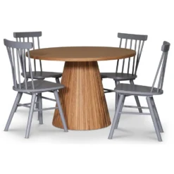 Skånska Möbelhuset Cleo Runt Matbord Ø110 Cm - Oljad Ek -Stolar affär 1cdc1375990f8dec0b5d021c513bf1788c