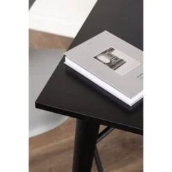 Skånska Möbelhuset Tempe Matbord 80 X 80 Cm - Svart 20 Skånska Möbelhuset Tempe Matbord 80 X 80 Cm - Svart -Stolar affär 1d50bbeb843140077ba236e9b0d31241a7