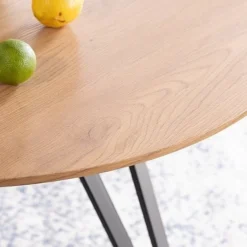 Skånska Möbelhuset Tetis Matbord Ø100 Cm - Ek -Stolar affär 36167516ad66647e9c116a49e8c855f594