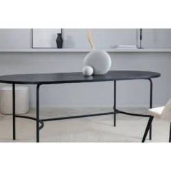 Skånska Möbelhuset Ollie Matbord 200 Cm - Svart -Stolar affär 5304e4c9d42fadb887d761d138b1ddae6e