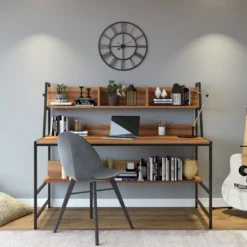 Skånska Möbelhuset Ceren Skrivbord 140 X 60 Cm - Valnöt -Stolar affär 5f9674d9737acfeffabe15cb8b44f35b88