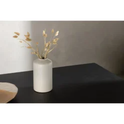 Skånska Möbelhuset Vail Matbord 200 X 100 Cm - Svart -Stolar affär 69b36d3a0d224b172ca902fd16554fce59