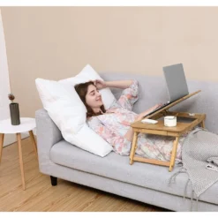 Skånska Möbelhuset Matti Laptopbord - Bambu -Stolar affär 7263bcb6c3ceb1696eef73115755c6345c