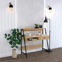 Skånska Möbelhuset Quiz Skrivbord 100x50 Cm - Ek -Stolar affär 7863f6fdeb429c086c78c9fe7c34ae71e4