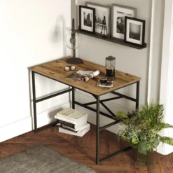 Skånska Möbelhuset Voyage Skrivbord 100x60 Cm - Furu -Stolar affär 8bd09226b131d5014ac9cc1bd905c474af