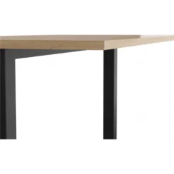 Skånska Möbelhuset Space Skrivbord 140 X 70 Cm - Ek -Stolar affär 9f2d10ba671e6f6805f042ad78a08b059f