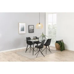 Skånska Möbelhuset Wilma Matbord 140 Cm - Svart -Stolar affär a987977db0ba408e0943fe56e7982cdd8b