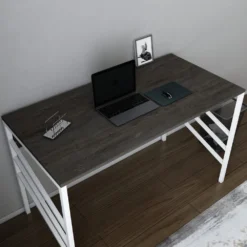 Skånska Möbelhuset Josephine Skrivbord 120 X 60 Cm - Vit/mörkgrå -Stolar affär ad260e8485dd654fc8e6499219e3612dc3