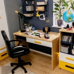 Skånska Möbelhuset Wesker Skrivbord 120 X 59 Cm - Flerfärgad -Stolar affär beff83c0e684dcee1ae189a980c38a02c5