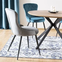 Skånska Möbelhuset Lotus Matstol - Grå Sammet -Stolar affär c2452591e2ce27f71dcfae382c1757a77f