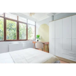 Skånska Möbelhuset Bell Skrivbord 110x59 Cm - Valnöt -Stolar affär c53aefc8929d9840f1c84bd91f5ac91ab3