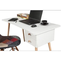 Skånska Möbelhuset Balbina Skrivbord 120x60 Cm - Vit -Stolar affär c7345b9873e62215b2d8b4ba7f622ebd9e