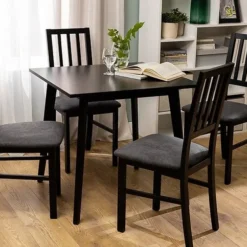 Skånska Möbelhuset Asti Matbord 80 X 80 Cm - Svart -Stolar affär eb9fc8fb33a3939fd8647d85ced9cd720d