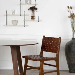 HOUSE NORDIC Hellerup Matbord - Valnöt Fanér - Ø137 12 HOUSE NORDIC Hellerup Matbord - Valnöt Fanér - Ø137 -Stolar affär f329ef0f6dd934c2826732243c15c8793f