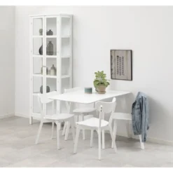 Skånska Möbelhuset Roxby Matstol - Vit 19 Skånska Möbelhuset Roxby Matstol - Vit -Stolar affär fc1c09502c1c2b6ead478d45bb26f41368