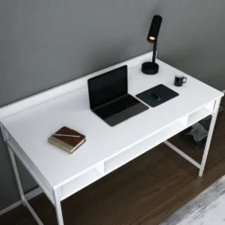 Skånska Möbelhuset Alma Skrivbord 120 X 60 Cm - Vit -Stolar affär fe0492c7bb590348295df3aea70f1a6289